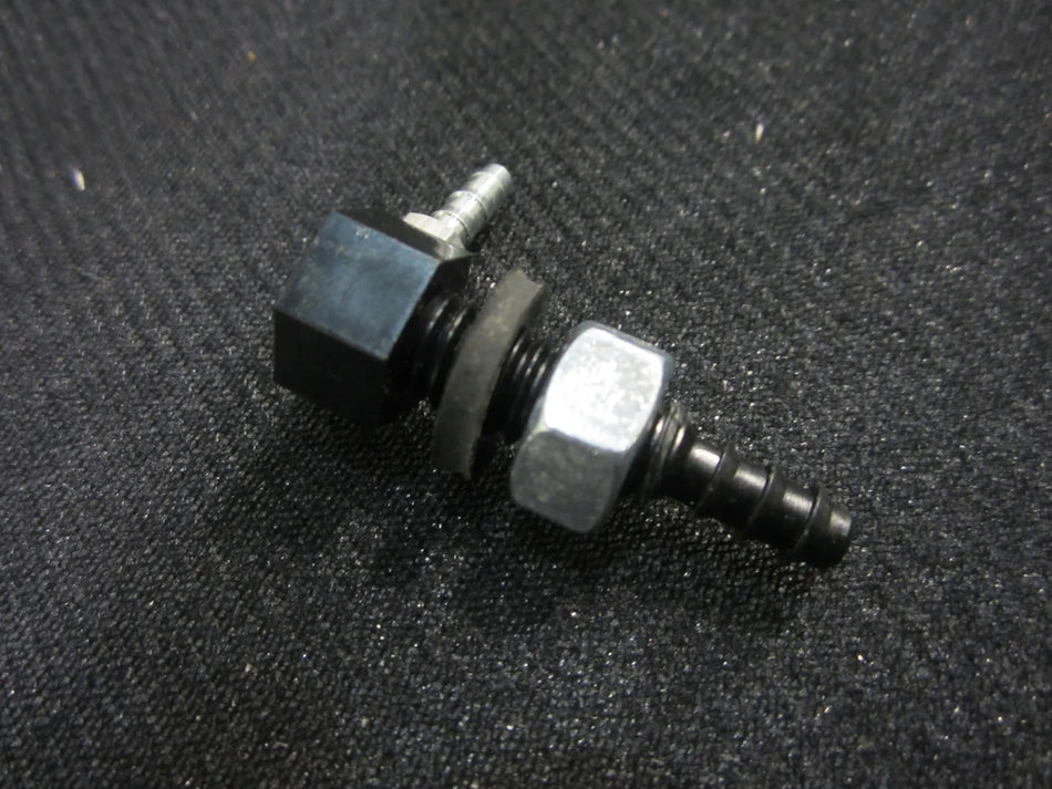 JLG Part # 1001081310 – Adapter-Mech, Wet Link