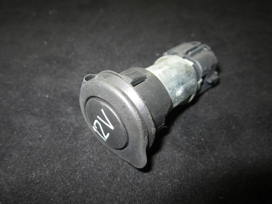 JLG Part # 1001095804 – Connector