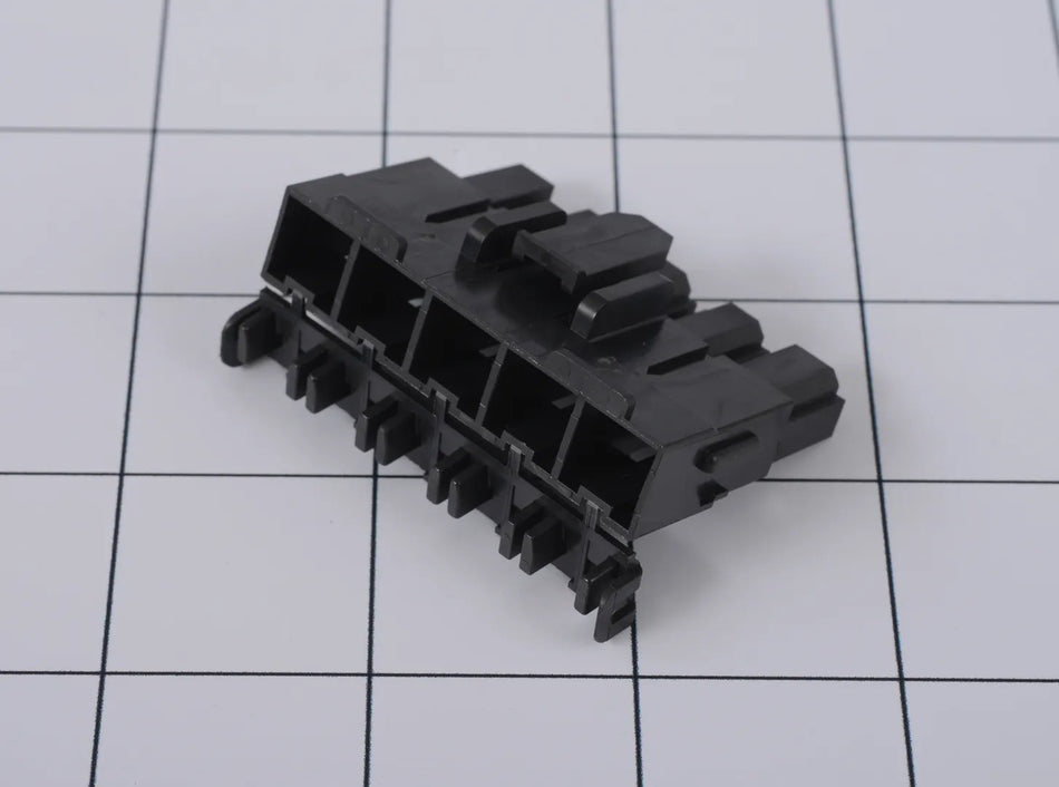 JLG Part # 1001117012 – Connector