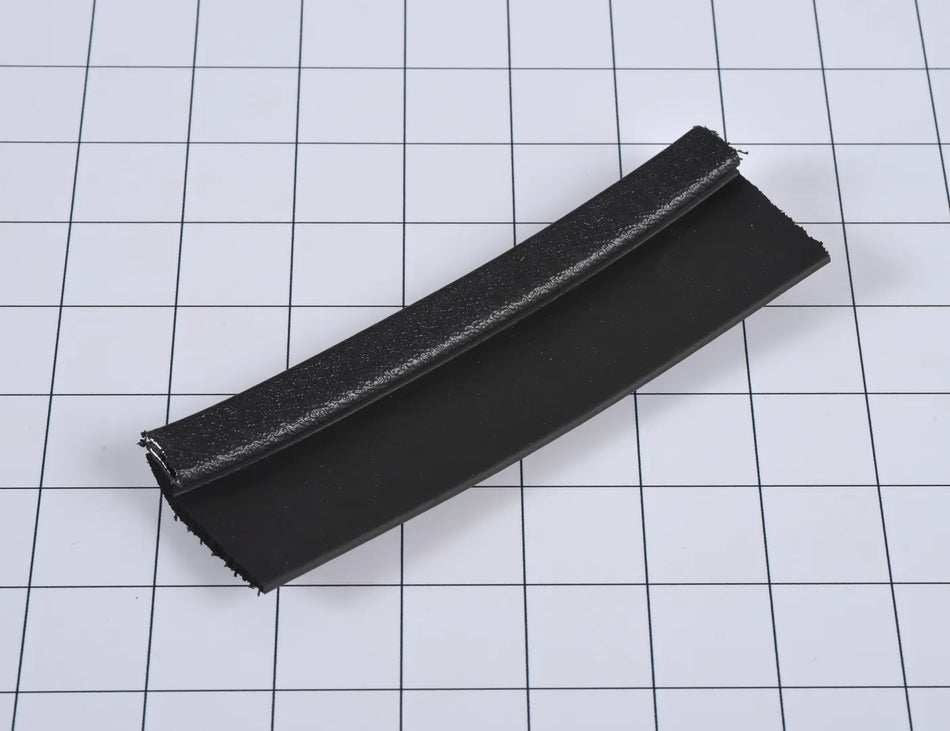 JLG Part # 1001133877 – Trim-Lok Flap
