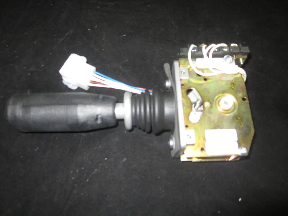 JLG Reman Controller Drive Steer 1600283Ex replacement part image