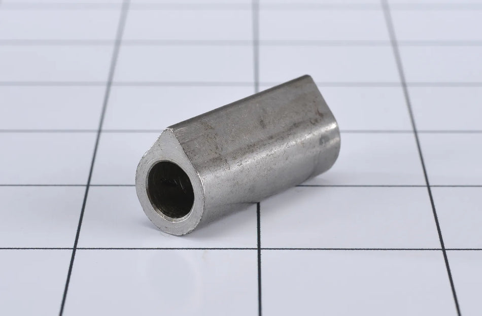 JLG Part # 2600268 – Hinge, Weld On Lug