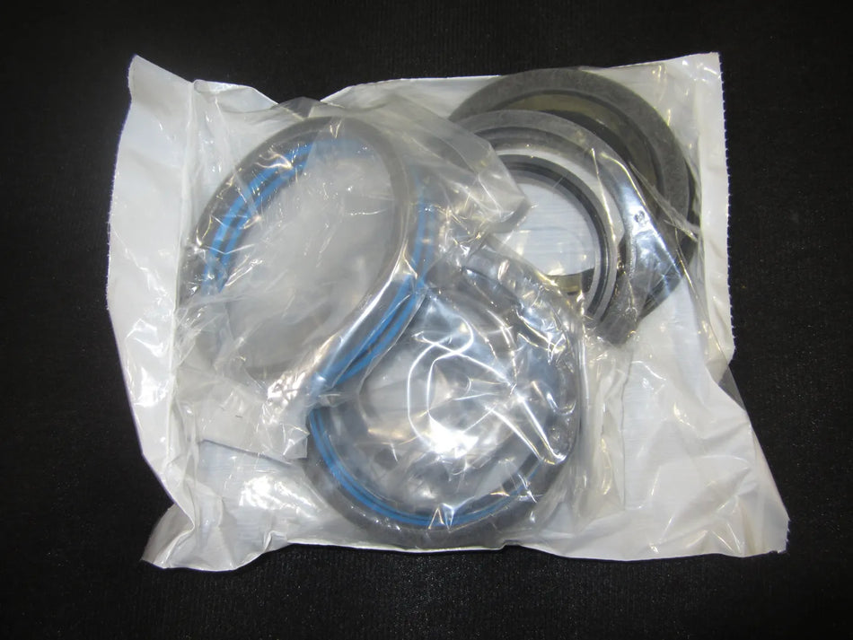 JLG Part # 2901102 -  Seal Kit