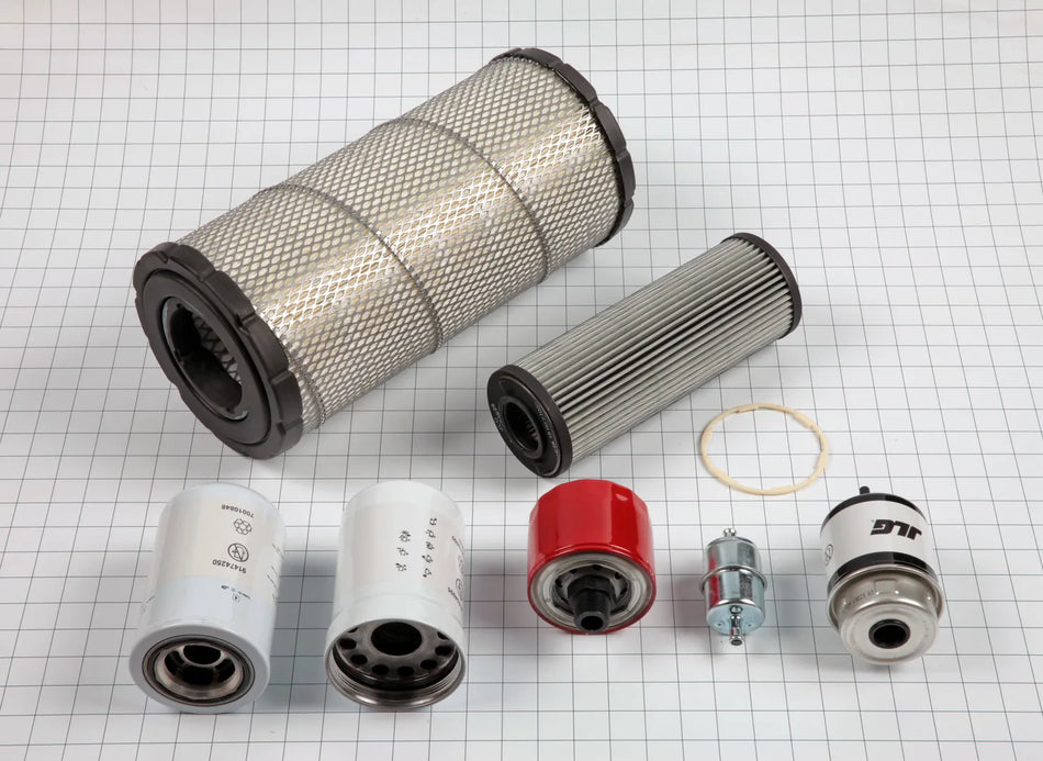 JLG Part # 2915175 – 1000 Hour Filter Kit