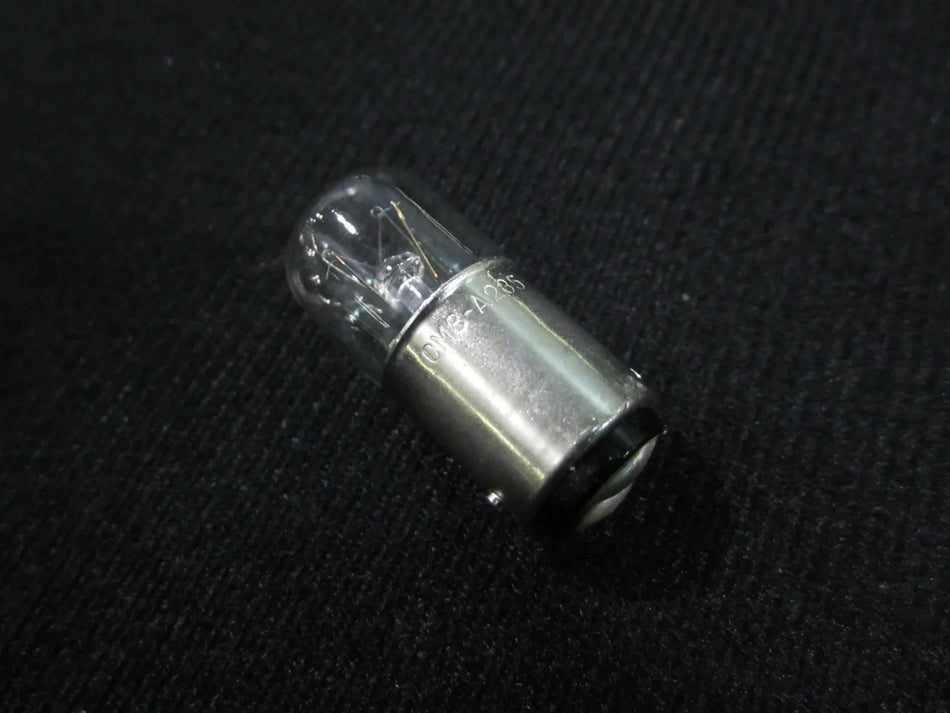 JLG Part # 2920107 – Lamp