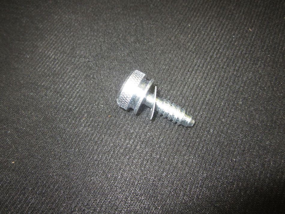 JLG Part # 3900174 – Screw
