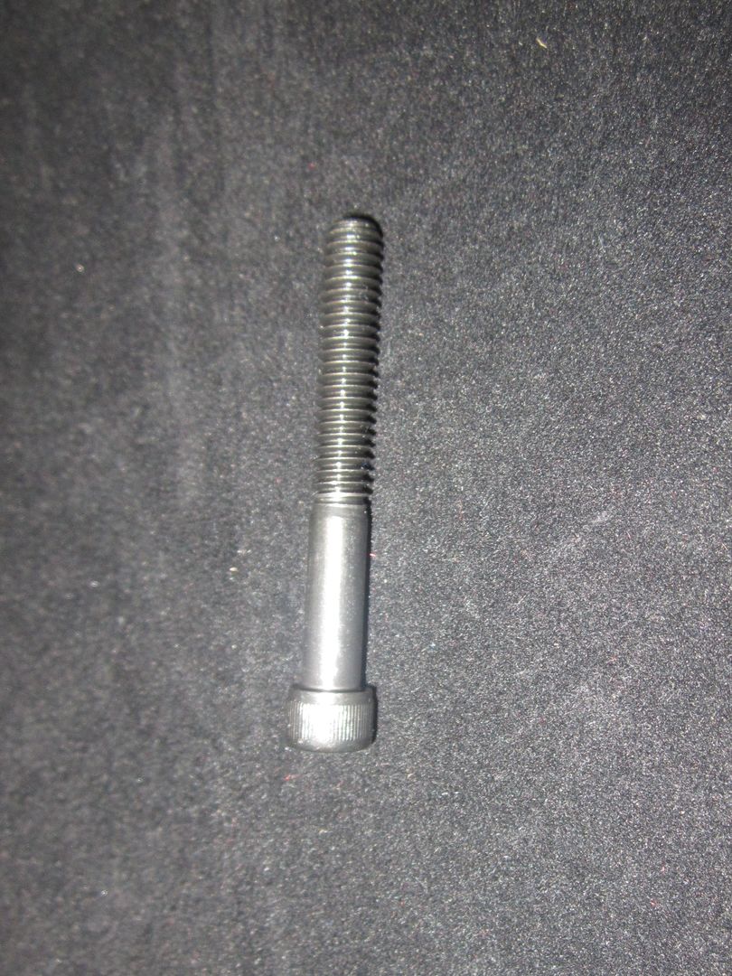 JLG Part # 7017110 – Bolt, Valve Attach