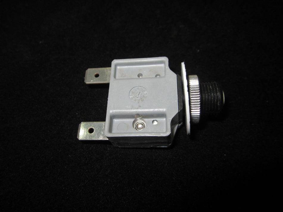 JLG Part # 7041581 – Circuit Breaker 20 Amp