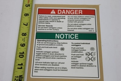 Genie 72197GT DECAL,DANGER,OUTRIGGER SAFETY
