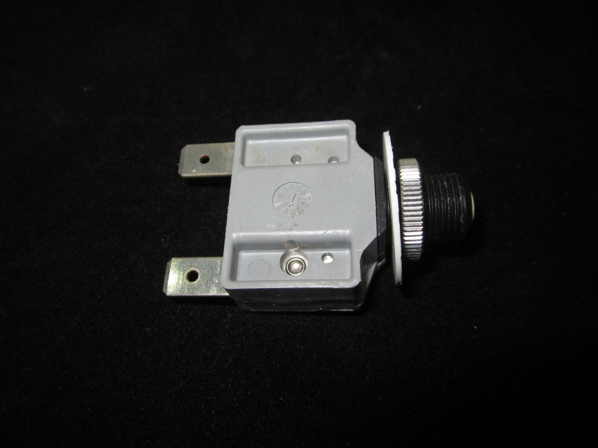 JLG Circuit Breaker 15 Amp Ip 05420 replacement part image