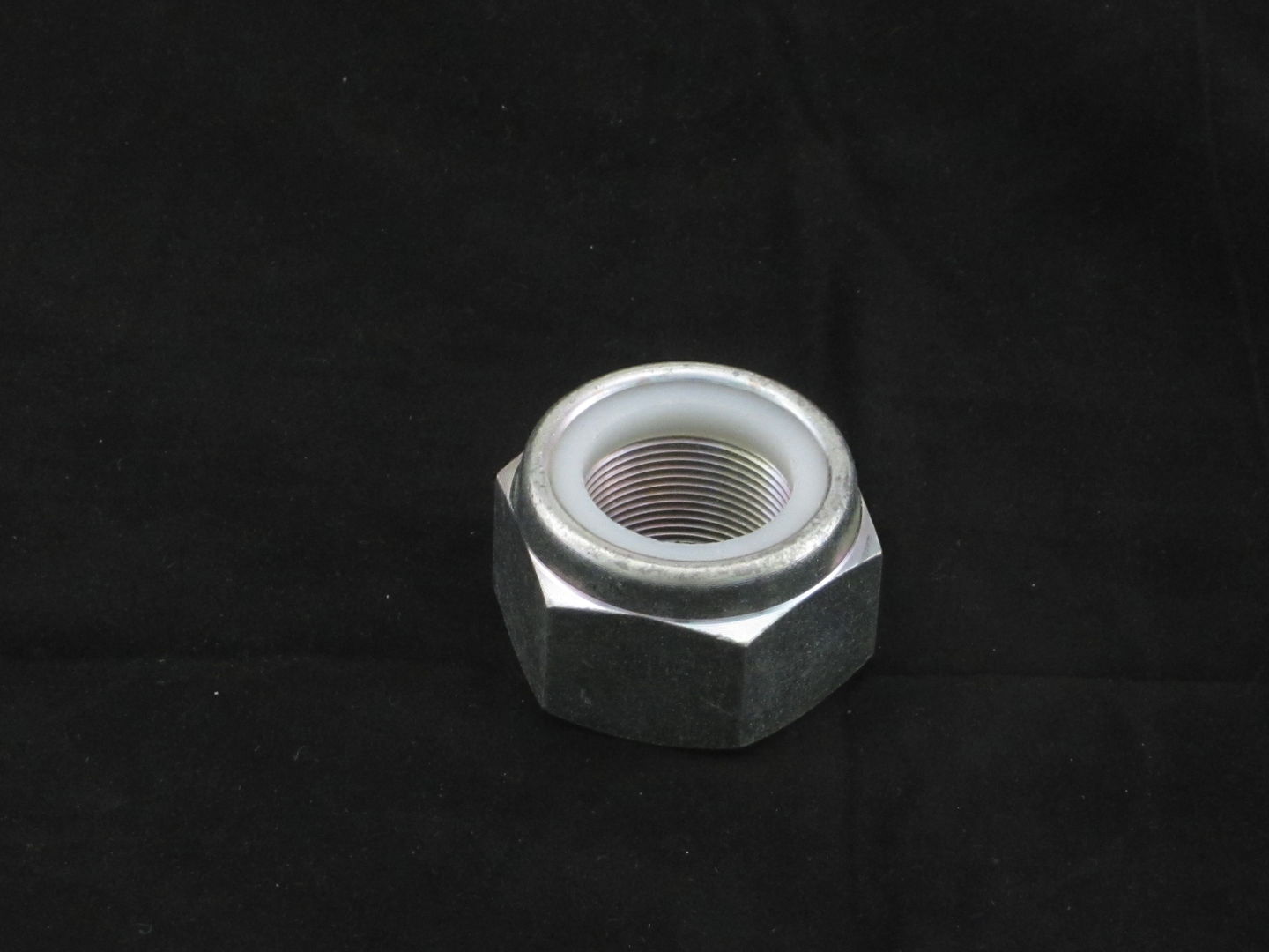 JLG Zf Nut Locking Zf0501320733 replacement part image