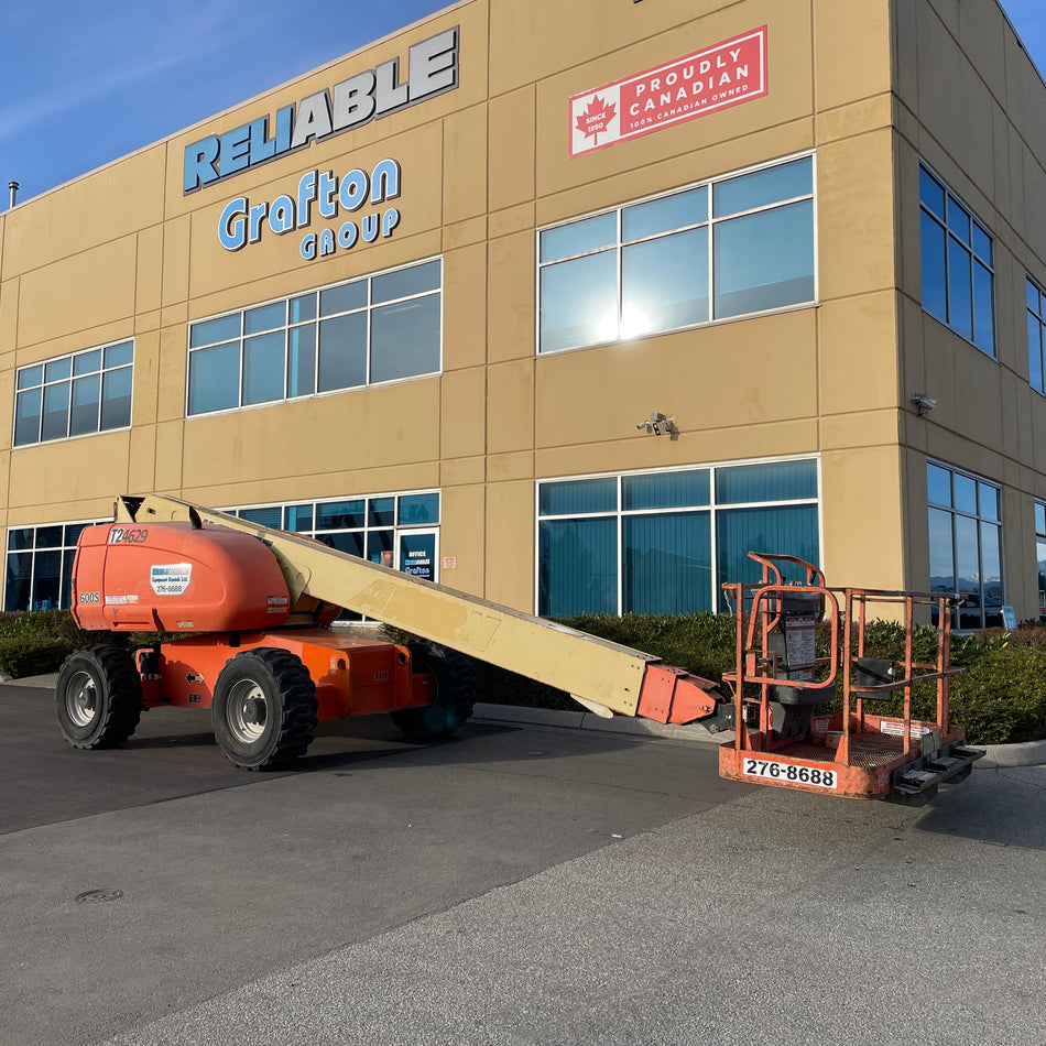 2005 JLG 600S boom lift with Deutz diesel engine for sale